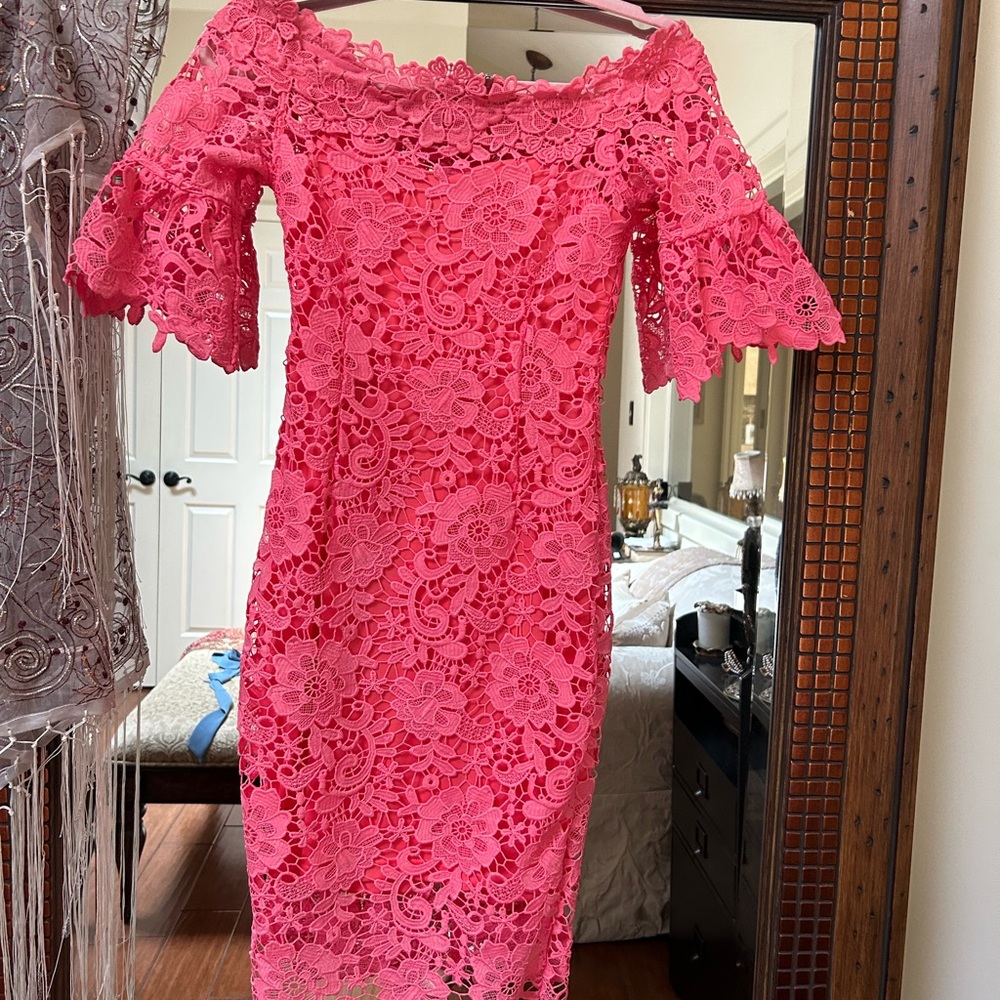 Petite Paper Dolls dress